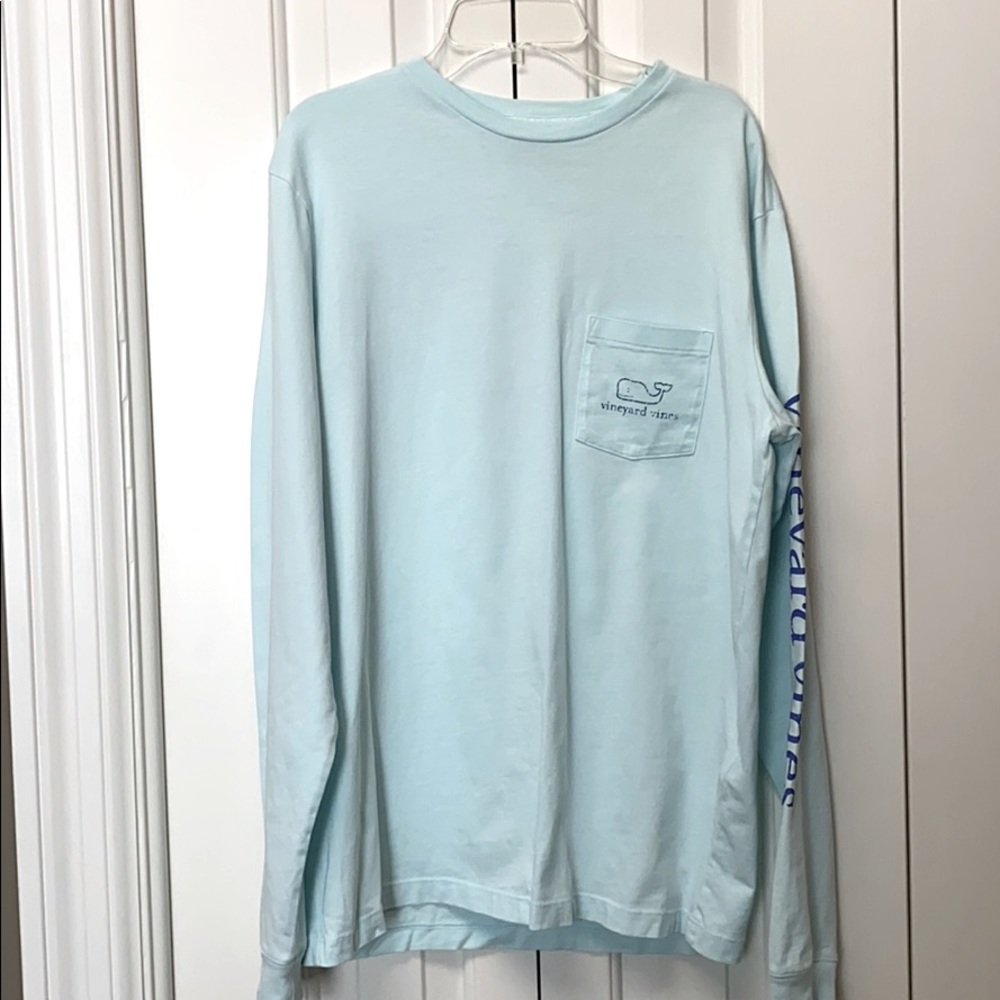 Vineyard Vines XS long sleeved t-shirt